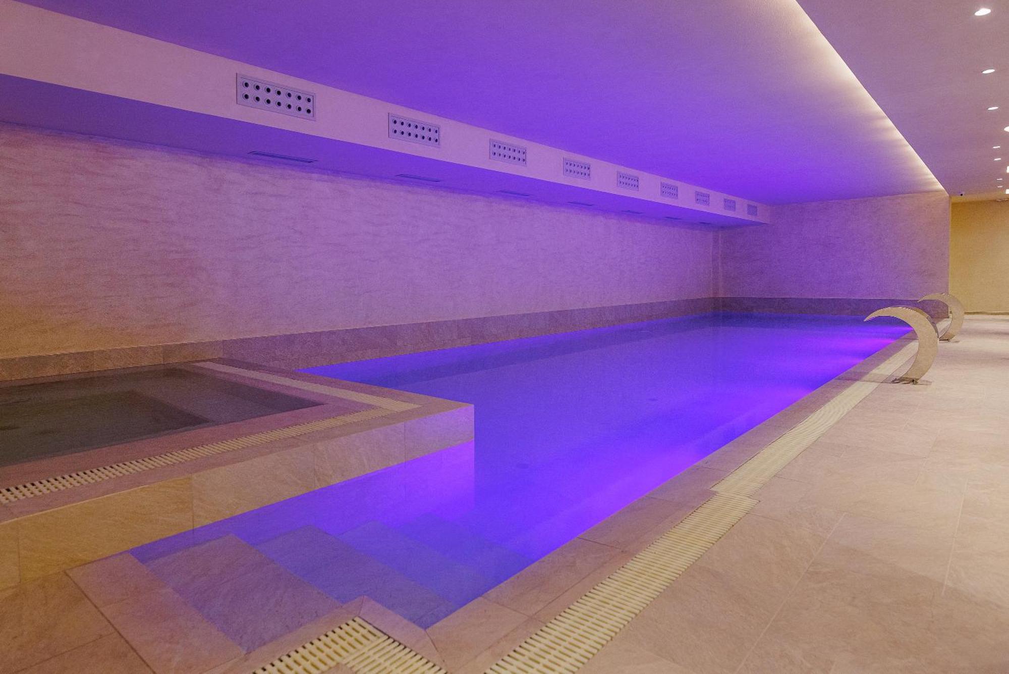 Hotel Hogo Ingyia Kültér fotó