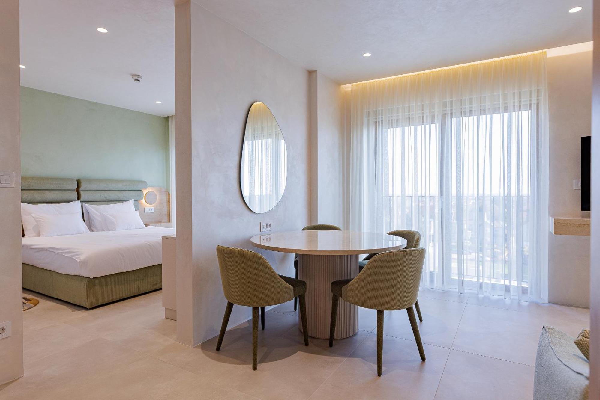 Hotel Hogo Ingyia Kültér fotó