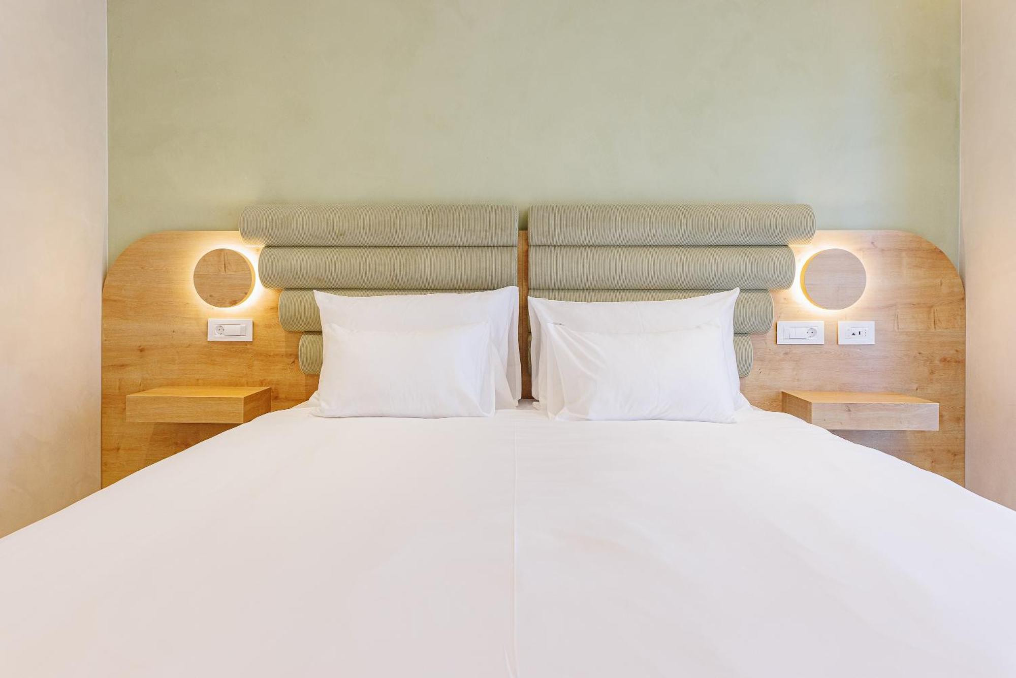 Hotel Hogo Ingyia Kültér fotó