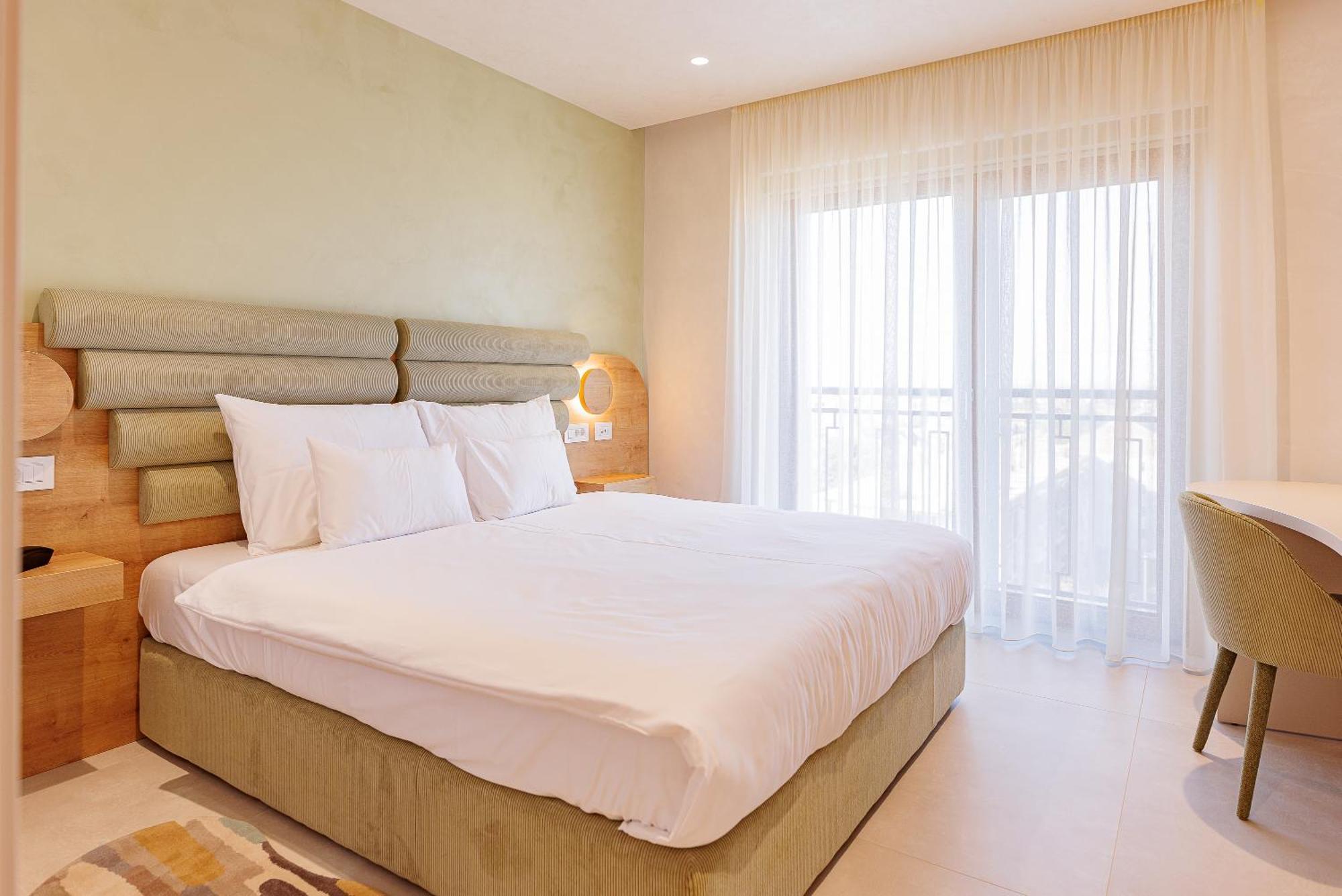 Hotel Hogo Ingyia Kültér fotó